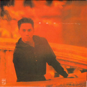 美女放尿着衣失禁
